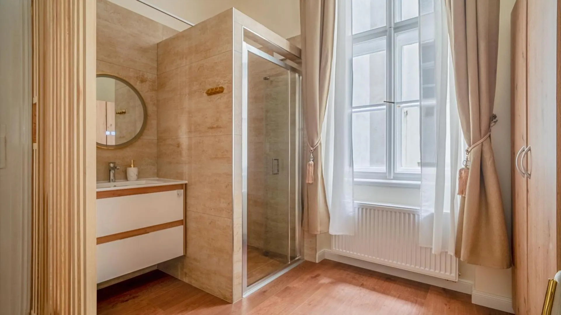 Prekrasny 2Bdr Byt Na Praze 1 Prague Apartment