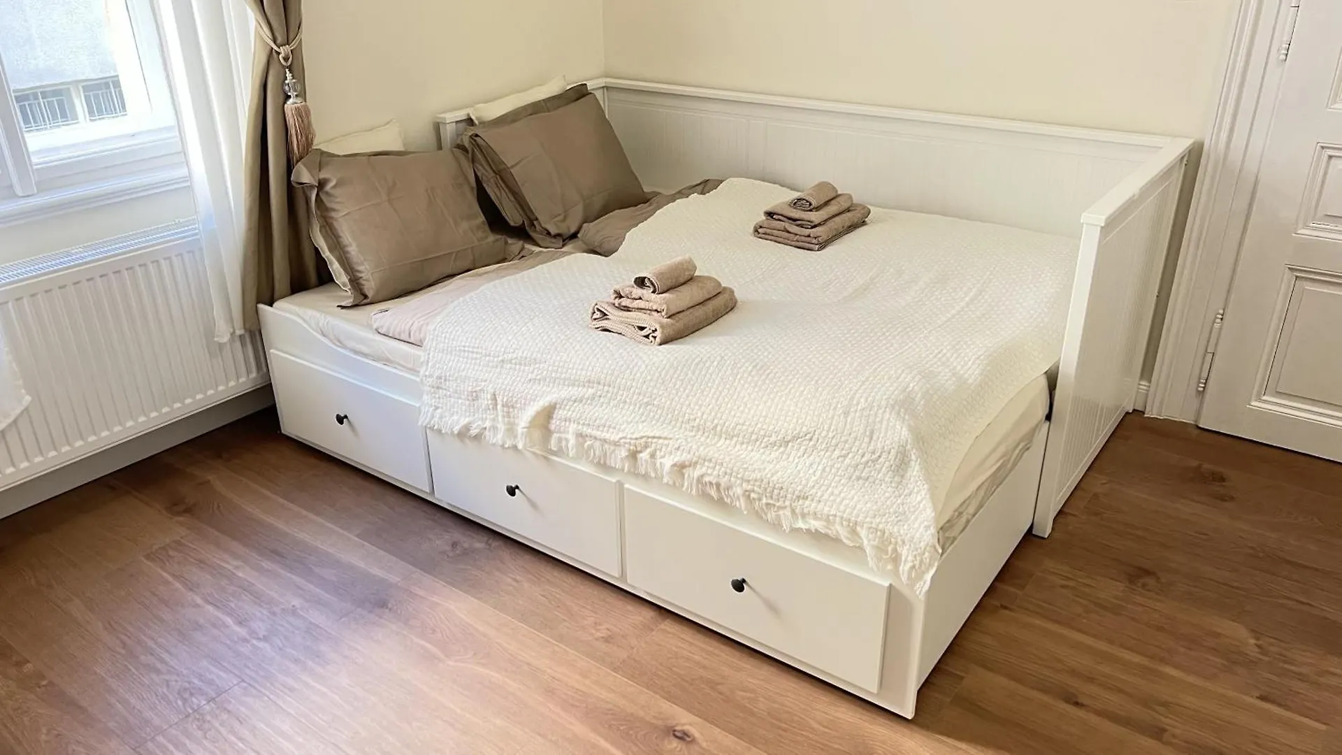 Prekrasny 2Bdr Byt Na Praze 1 Prague Apartment
